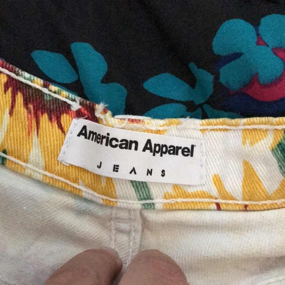 AA sunflower shorts - Picture 4 of 5